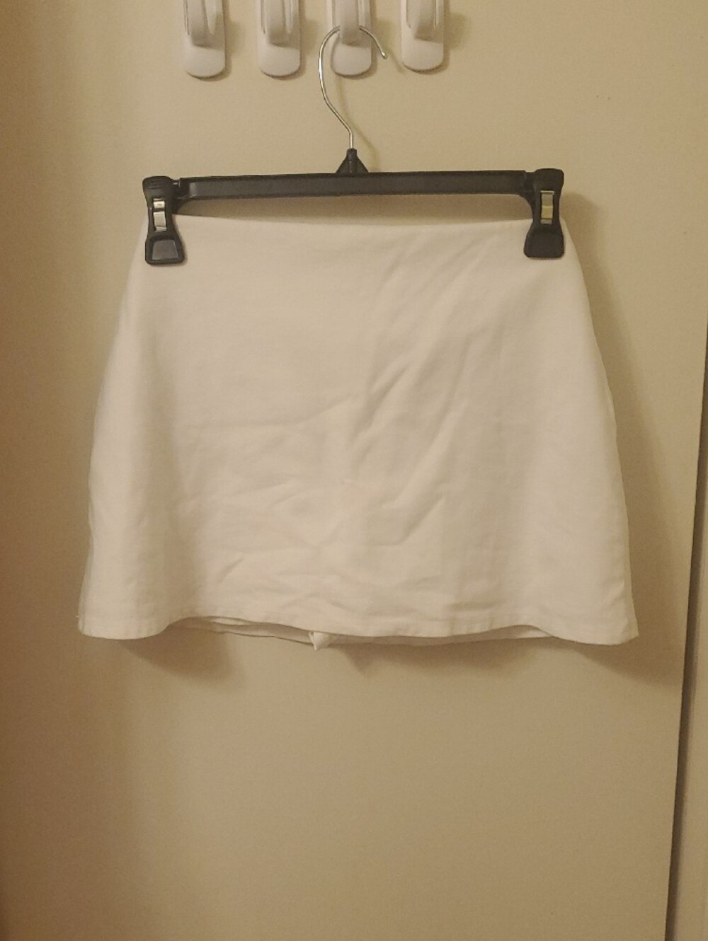 Windsor White Mini Skort - Picture 4 of 4